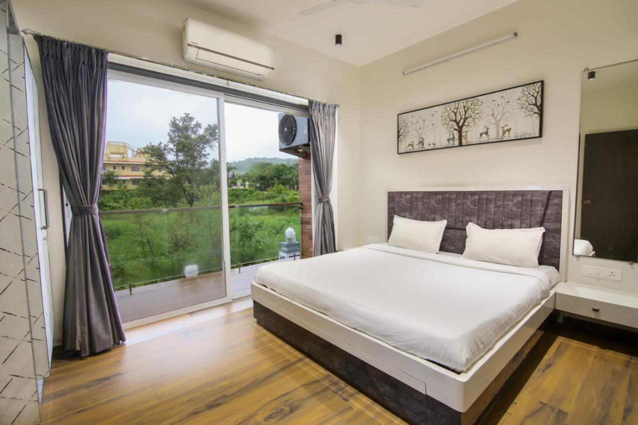 Mannat Glow Lonavala With Swimming Pool Екстериор снимка